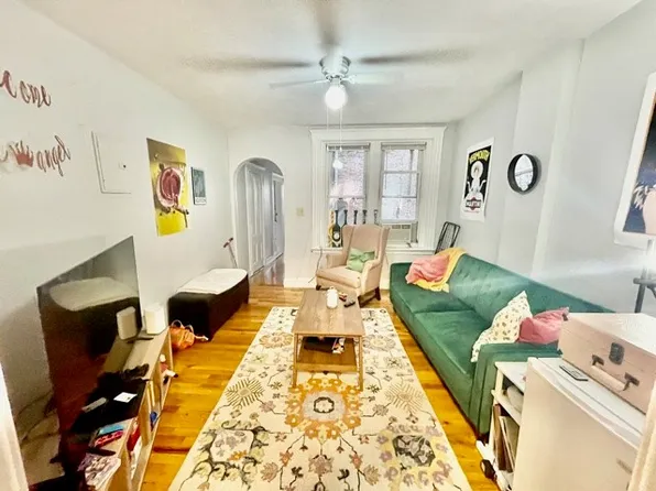 109 Salem St, Boston, MA