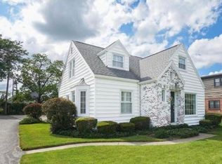 2004 S Main St, Findlay, OH 45840