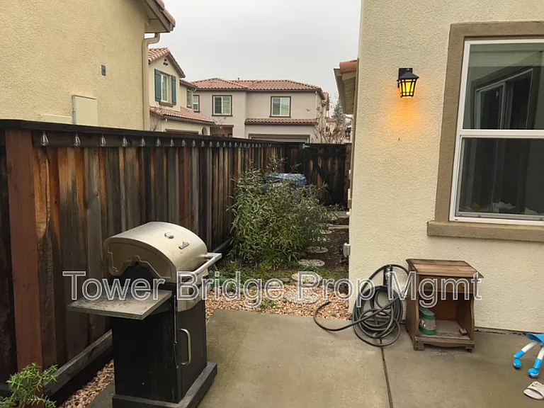 6436 Brando Loop — Photo 25