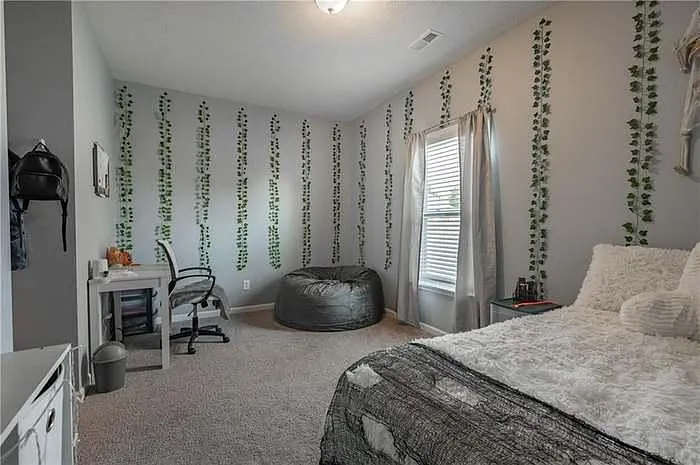 2096 Amur Ct — Photo 30