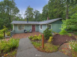 19945 Indianola Rd NE, Indianola, WA 98342