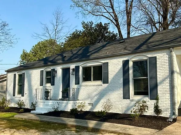 27 Ayers Dr, Jackson, TN 38301