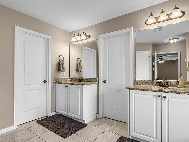 113 Greystone Dr — Photo 43