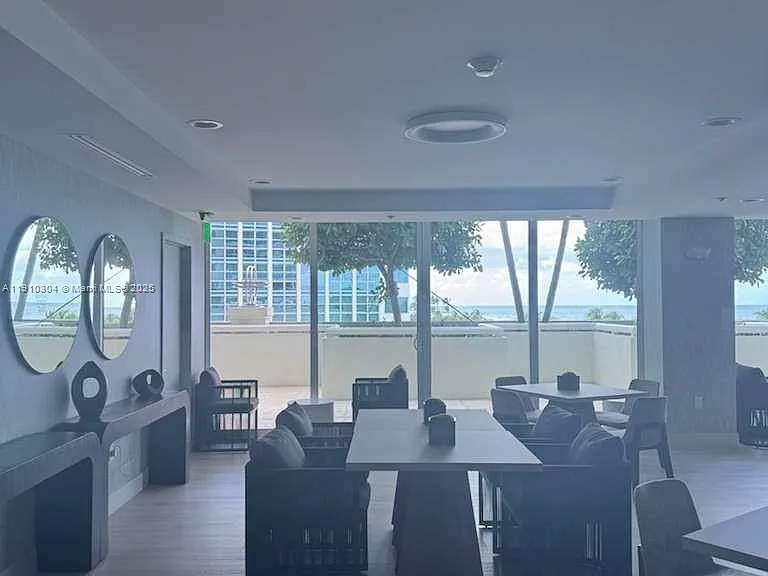 5025 Collins Ave #1602 — Photo 36