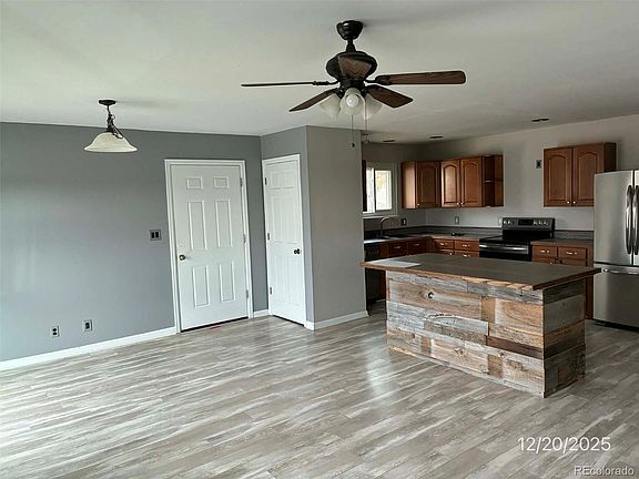 5th image of 2281 Coronado Parkway #D