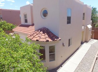 7240 Via Contenta NE, Albuquerque, NM 87113