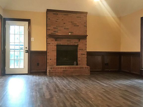 5804 Newberry 6