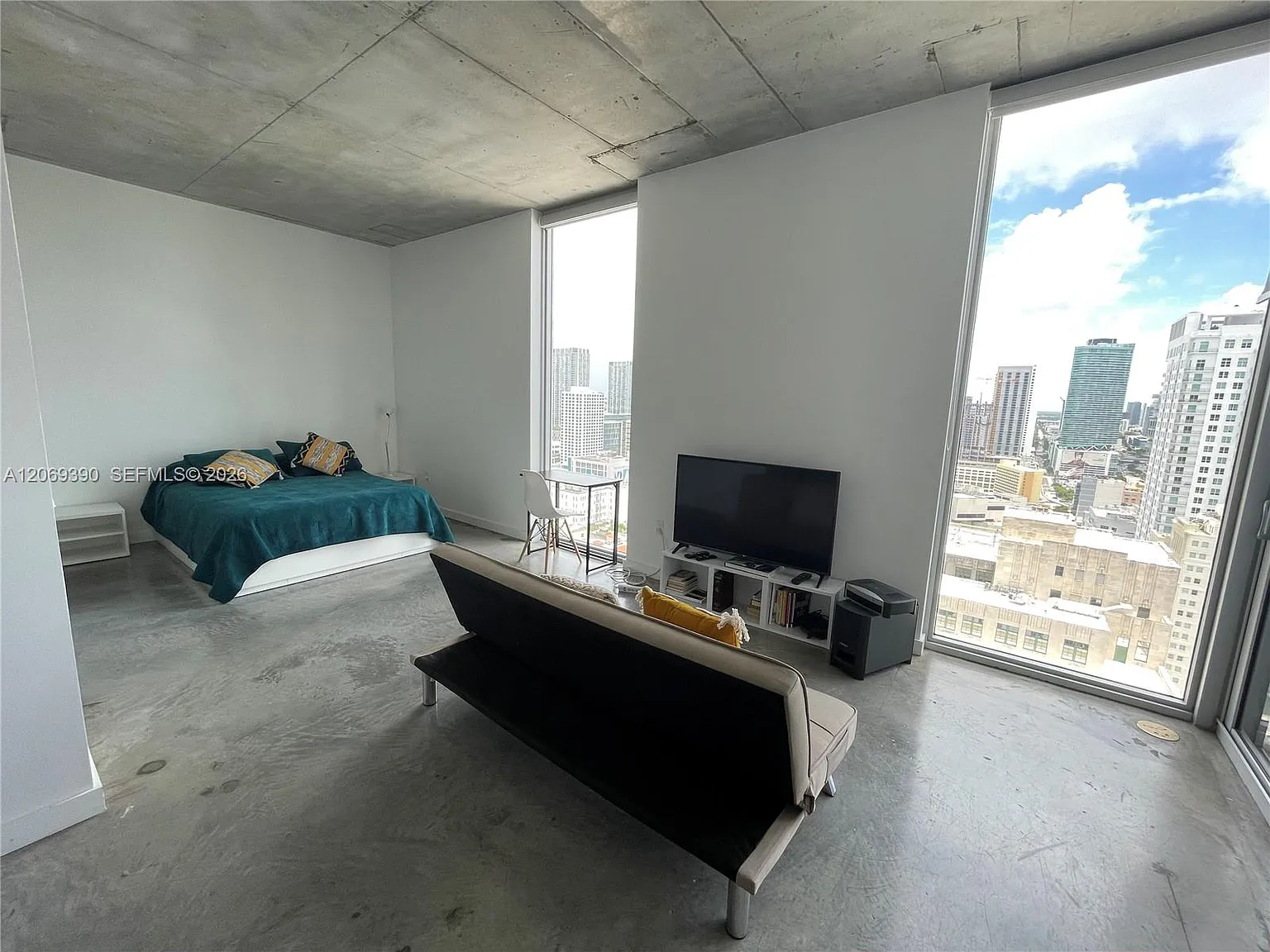 Centro Condo — Photo 2