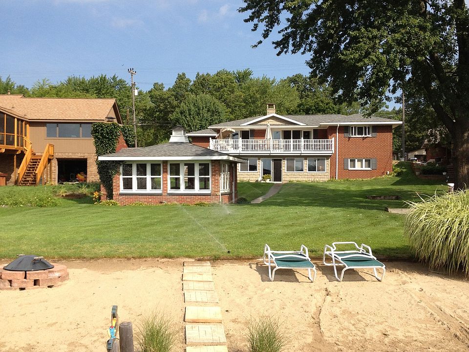 6821 Williams Lake Rd, Waterford, MI 48329 Zillow