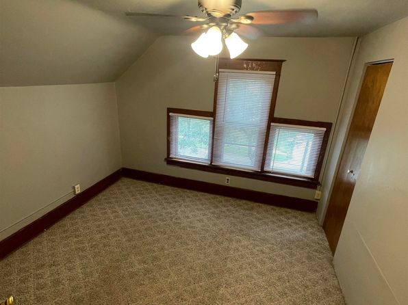 lincoln-nebraska-347815779 picture