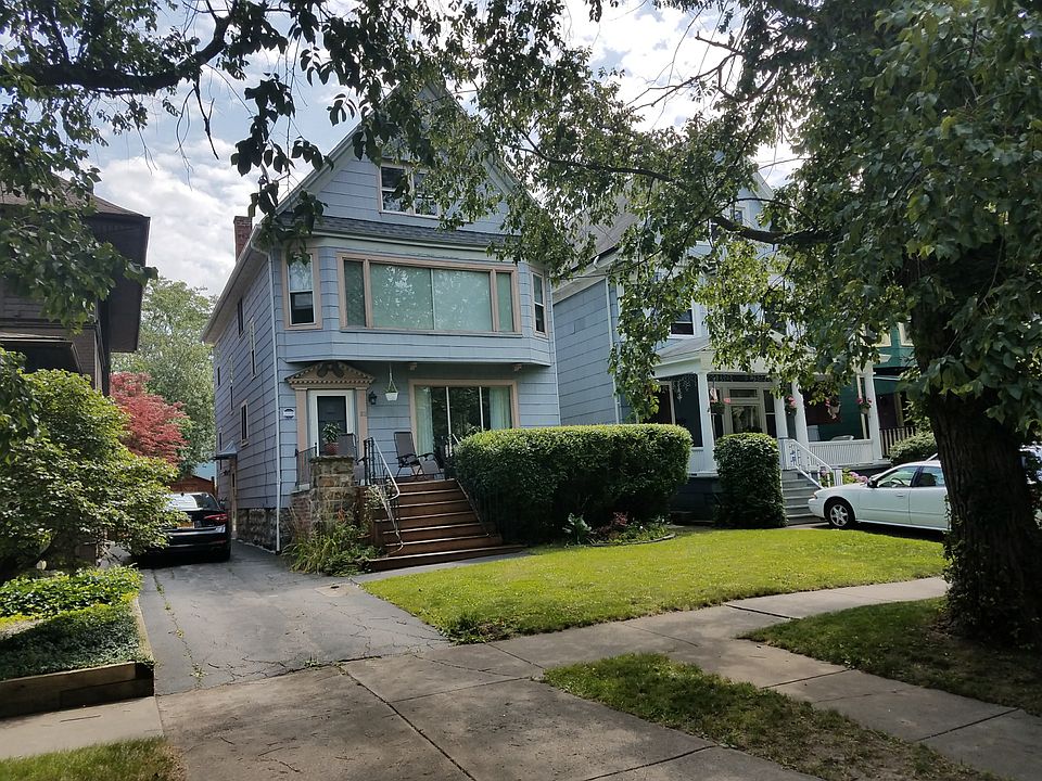 1st image of 811 Richmond Ave