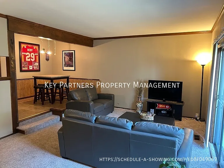 435 W 104th St #B — Photo 3