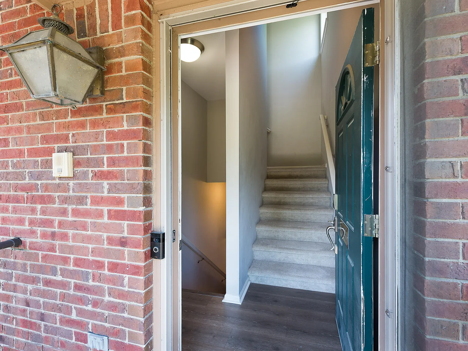 2 bed, 2.5 bath, 1623 sqft, $3,000 — Photo 4