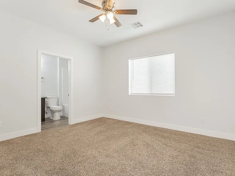 1641 S Dandelion St #3 — Photo 6