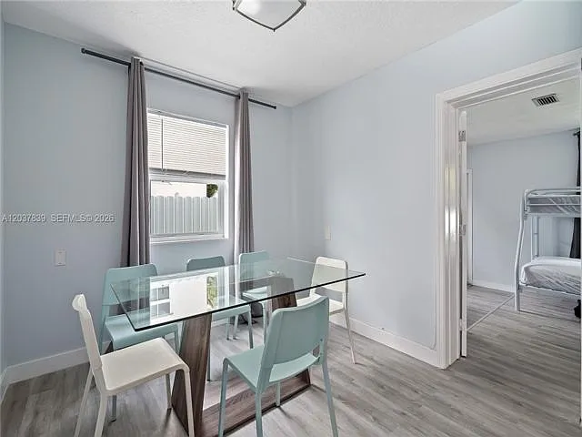 644 SW 7th Ct — Photo 8