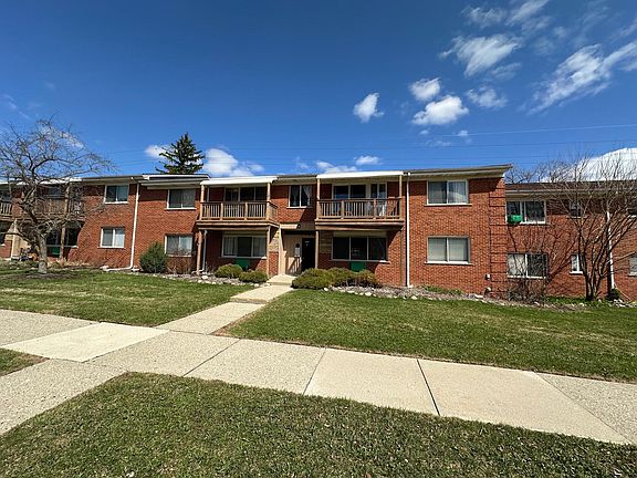 2nd image of 3106 Linwood Ave Unit 19B