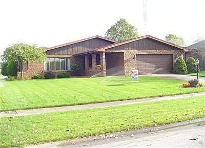 1st image of 3148 Lakeside Dr