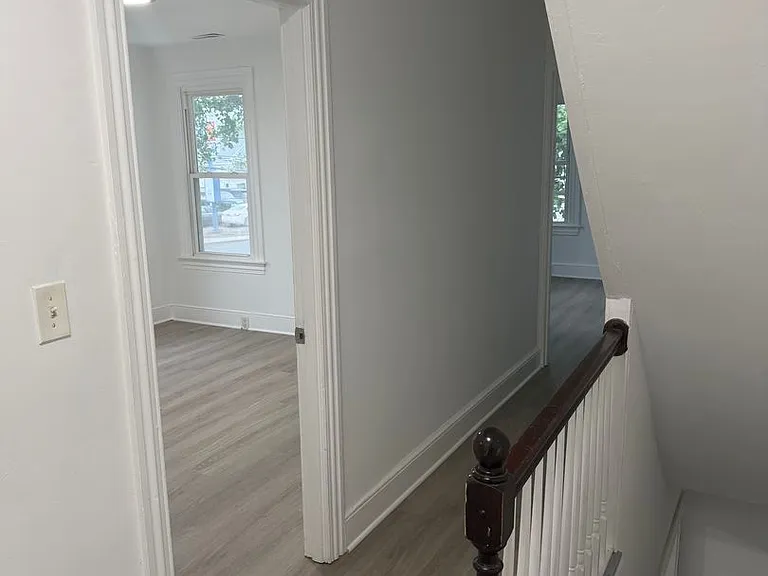 322 F St — Photo 4