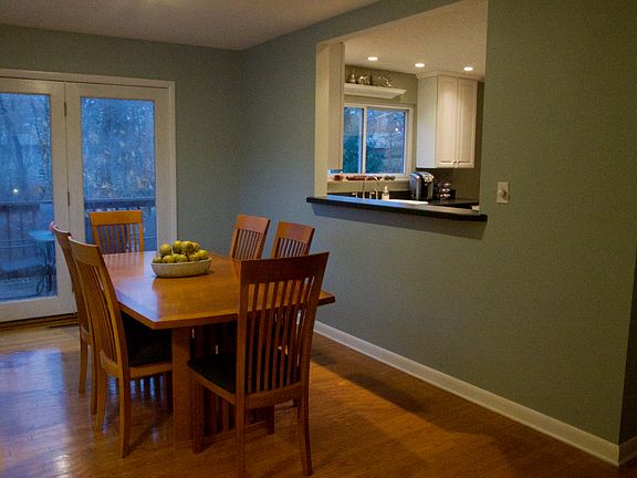 Pass-through to kitchen