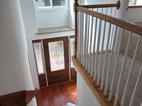 6022 Forrest Hollow Ln, Springfield, VA 22152