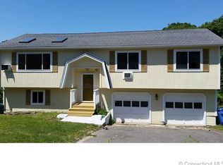 159 Fieldwood Rd, Waterbury, CT 06704