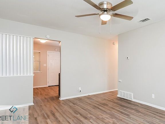 4th image of 2511 Normont Cir