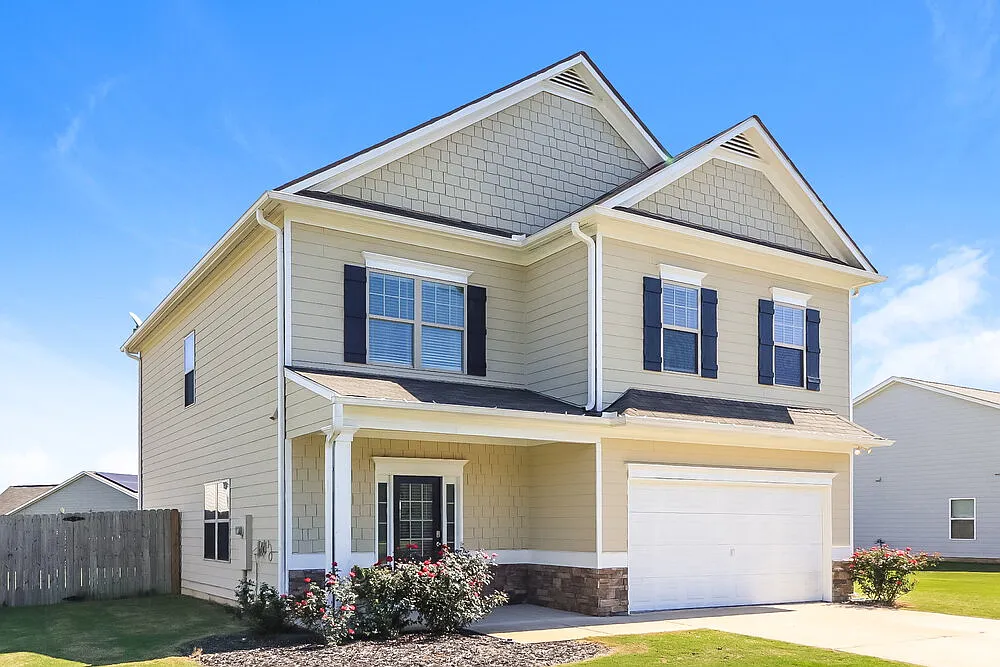 4 bed, 2.5 bath, 2288 sqft, $2,230 — Photo 4