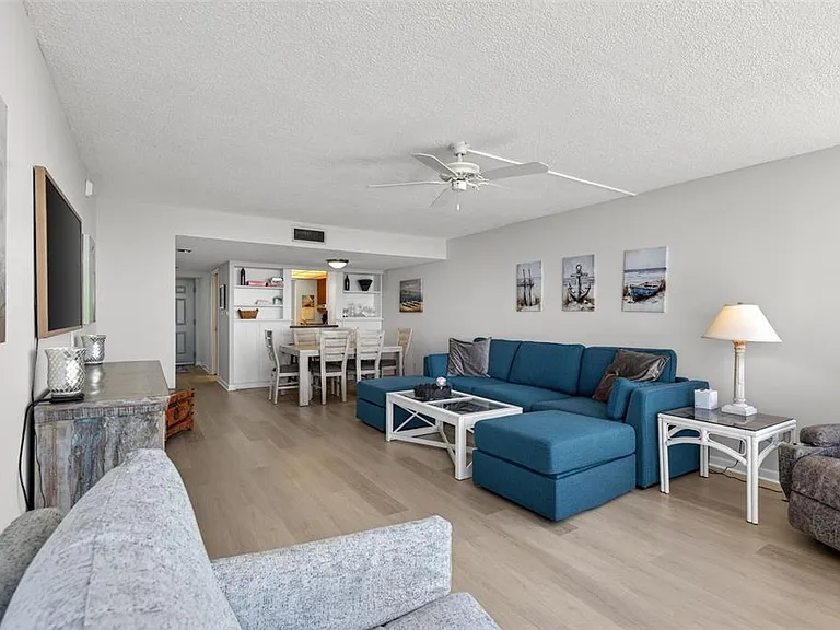 300 Woodette Dr #404B — Photo 16