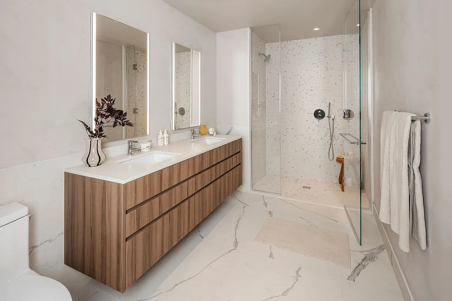 300 East 50th Street — Photo 2