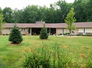 7884 Kendall Rd, Columbus, MI 48063