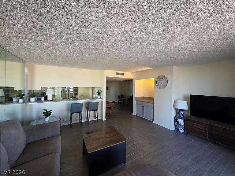 750 S Royal Crest Cir #313 — Photo 16