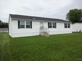 226 Jennifer Ln E, Lehighton, PA 18235