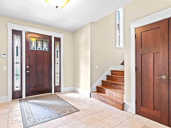 4th image of 1428 W 2a St NW