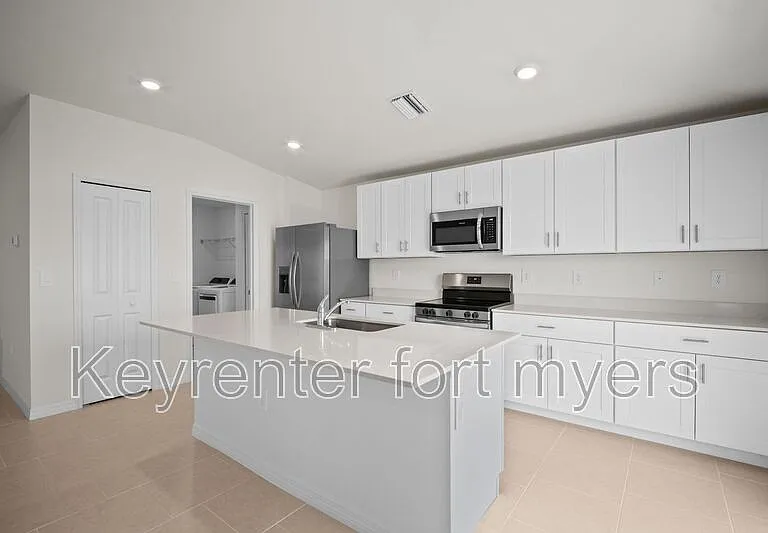 17633 Paradiso Way — Photo 9