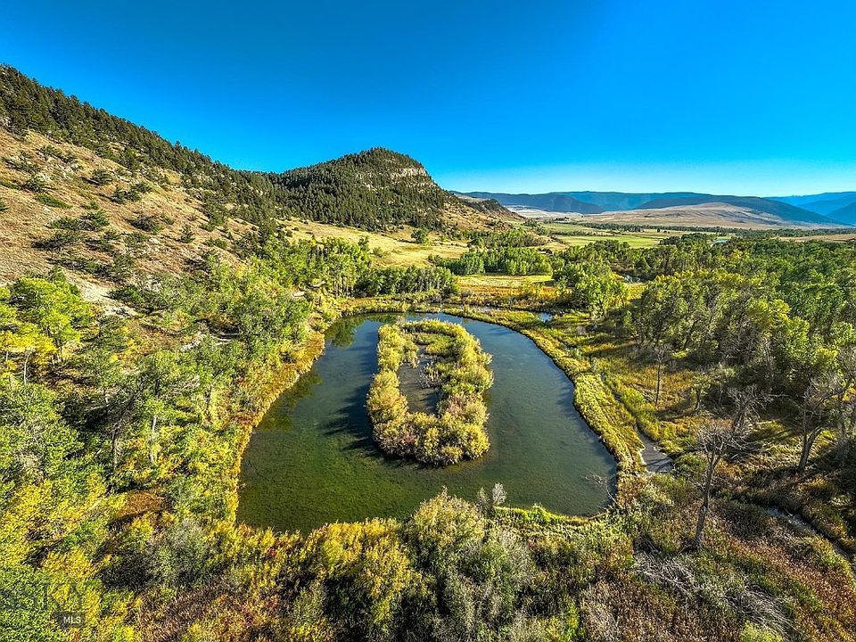 13th image of this home