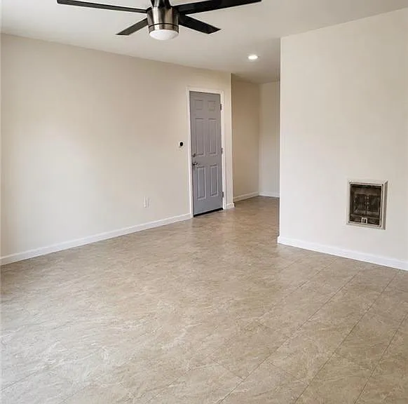 608 N College Dr #3 — Photo 37