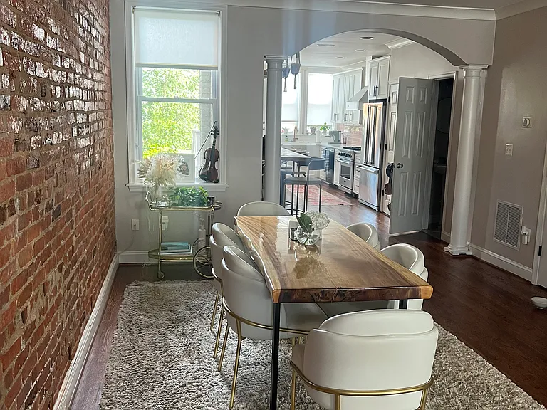 1524 E Capitol St NE — Photo 12