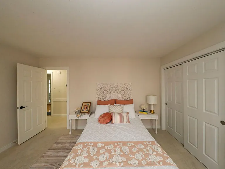 208 Fairfax Way — Photo 67