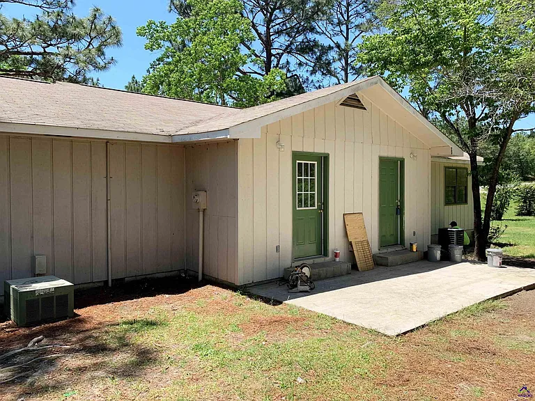 671B Country Club Cir — Photo 14
