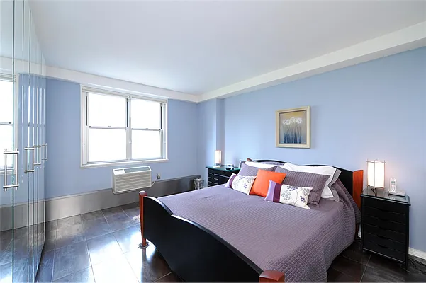 Sold by Douglas Elliman | media 14