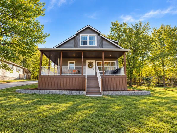 702 S 6th Street, Ozark, MO 65721