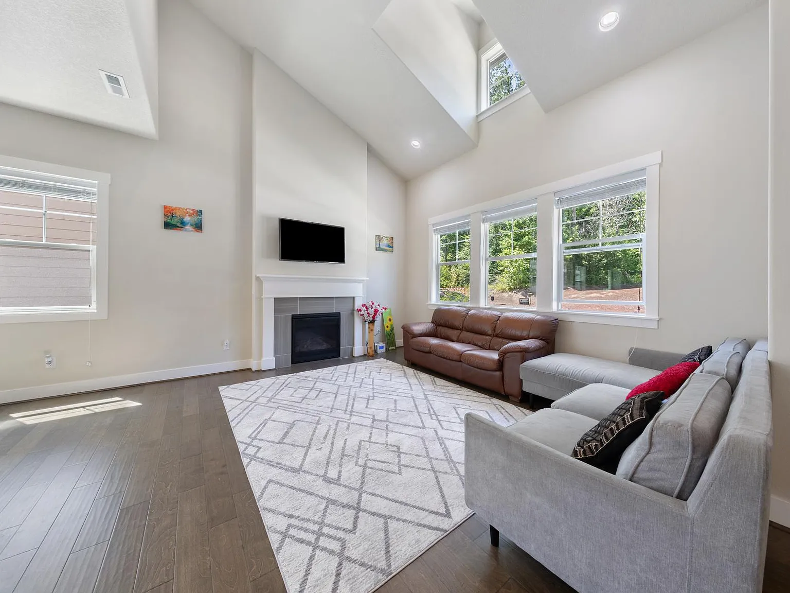 15262 NW Fig Ln — Photo 3