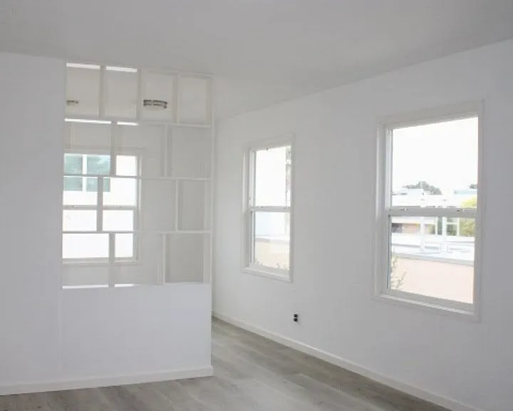 4010 Macdonald Ave — Photo 3