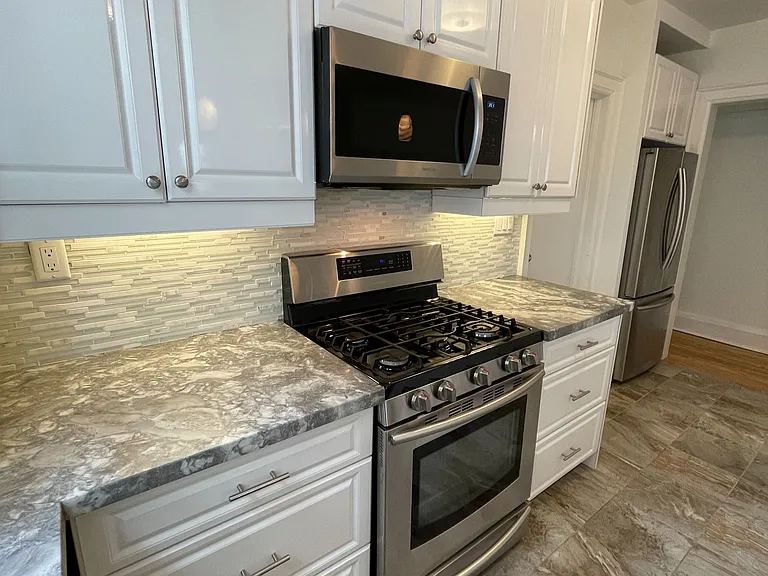 41 Scarboro Beach Blvd #MAIN — Photo 10