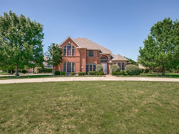 3rd image of 205 Stanford Ct