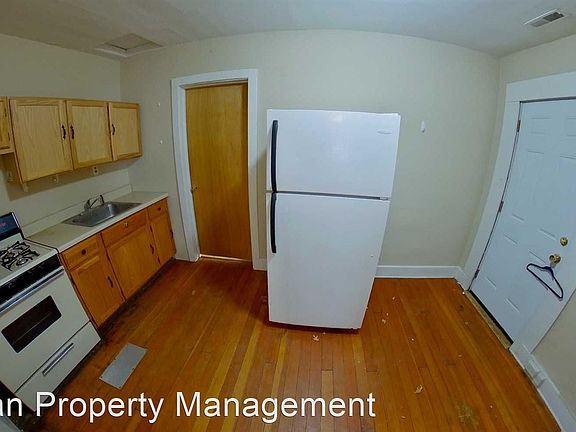 3rd image of 618 Thurston St APT A