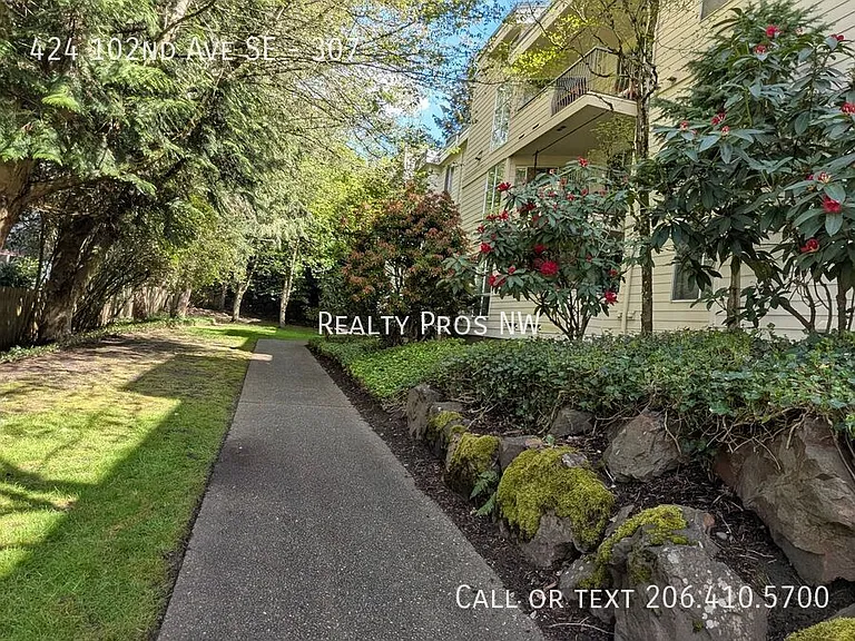 424 102nd Ave SE #307 — Photo 32