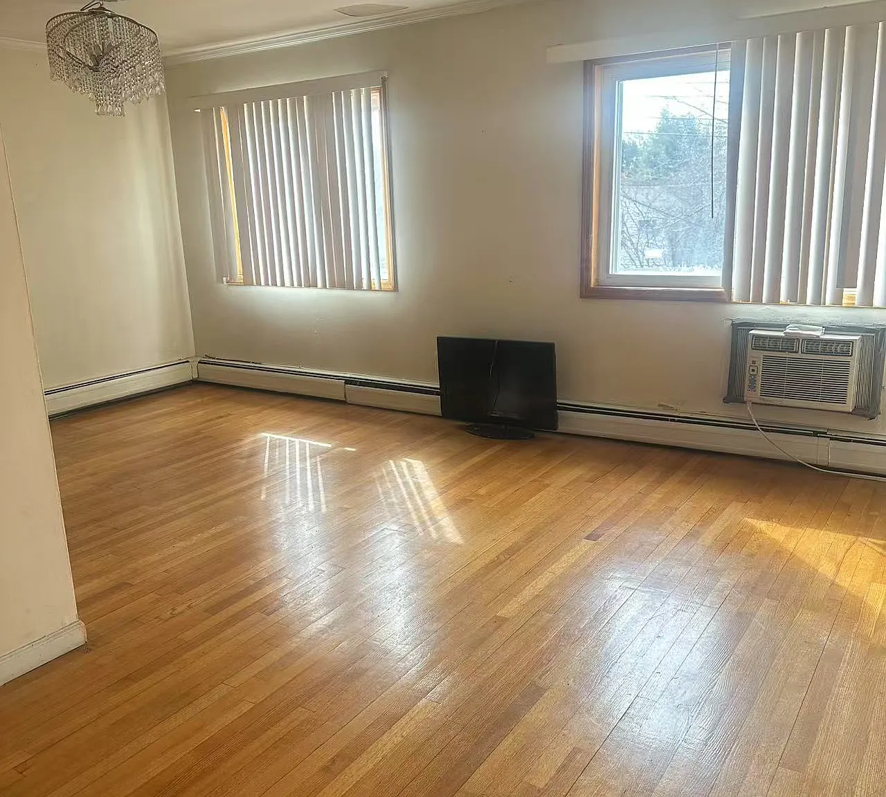 3 bed, 1150 sqft, $2,800 — Photo 4