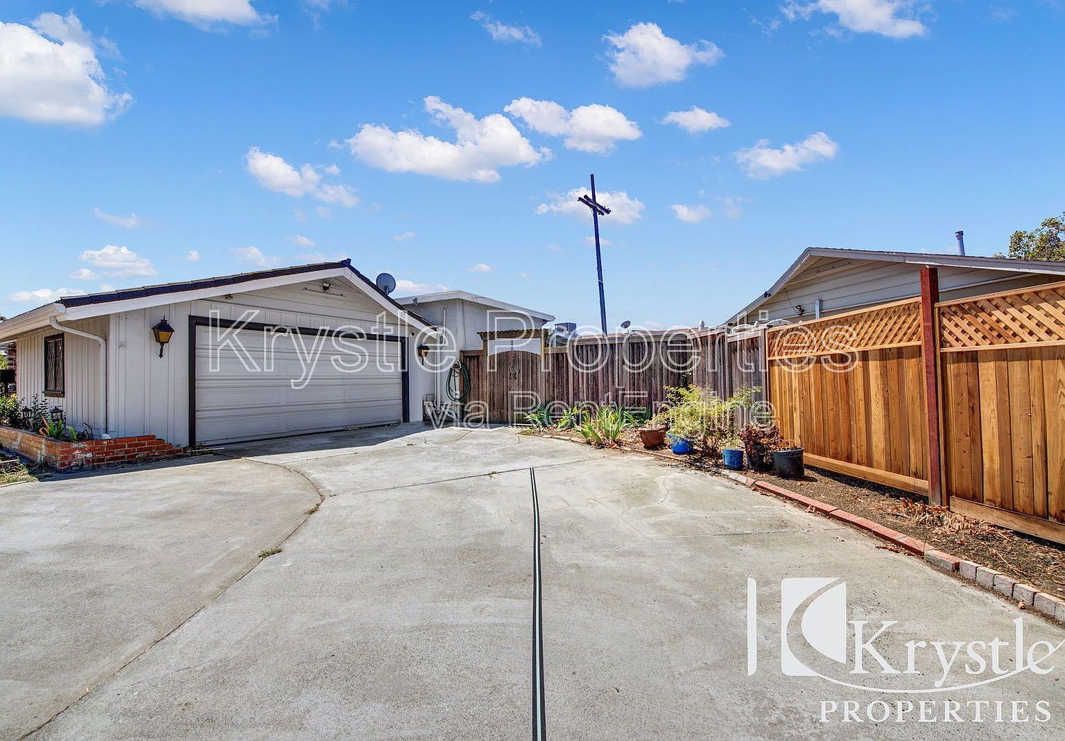 211 Oakmore Ct #P, Vallejo, CA 94591 | Zillow