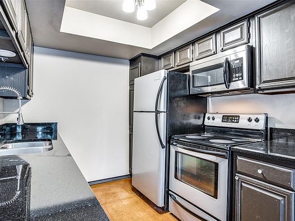 4th image of 2505 Wedglea Dr APT 113
